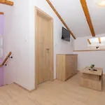 Vikendica Spacious Guran
