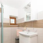 Spacious Guran