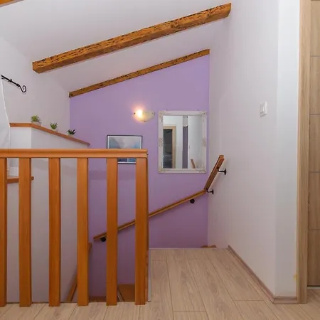 Holiday home Spacious Guran