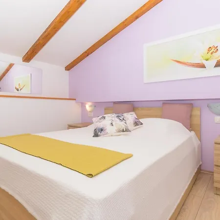 Spacious Guran Holiday home *
