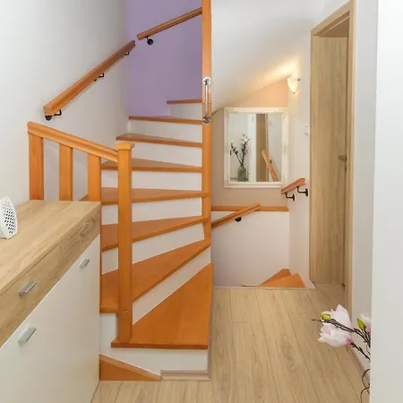 Holiday home Spacious Guran Vodnjan