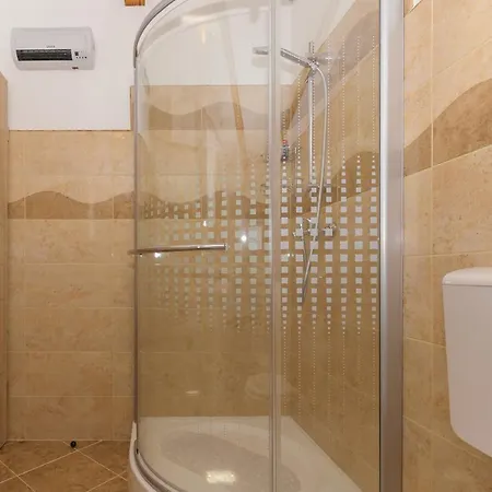 Holiday home Spacious Guran *