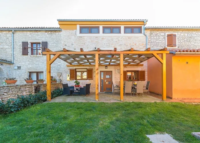 Ferienhaus Spacious Guran Vodnjan